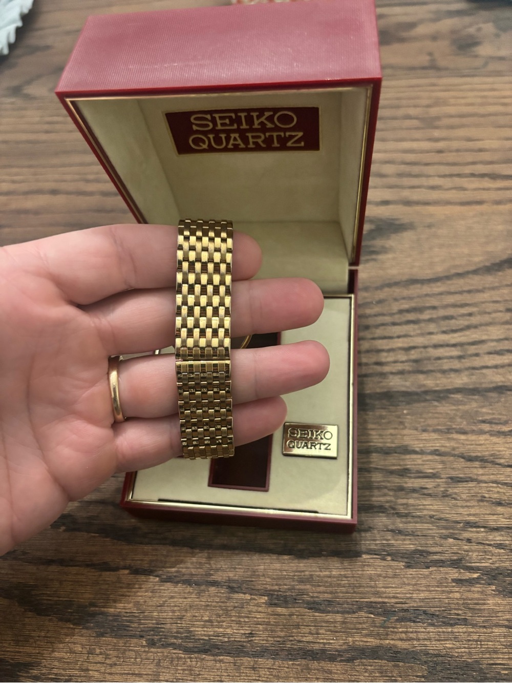 Seiko Gold-Tone Quartz Watch - Picture 4 of 6